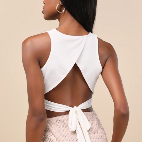 Lulu's Let’s Tie It Tie-Back Cropped Tank Top Small White - Picture 1 of 3